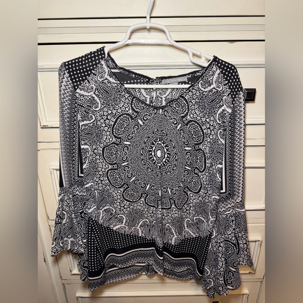 NY Collection Black and White Paisley Blouse